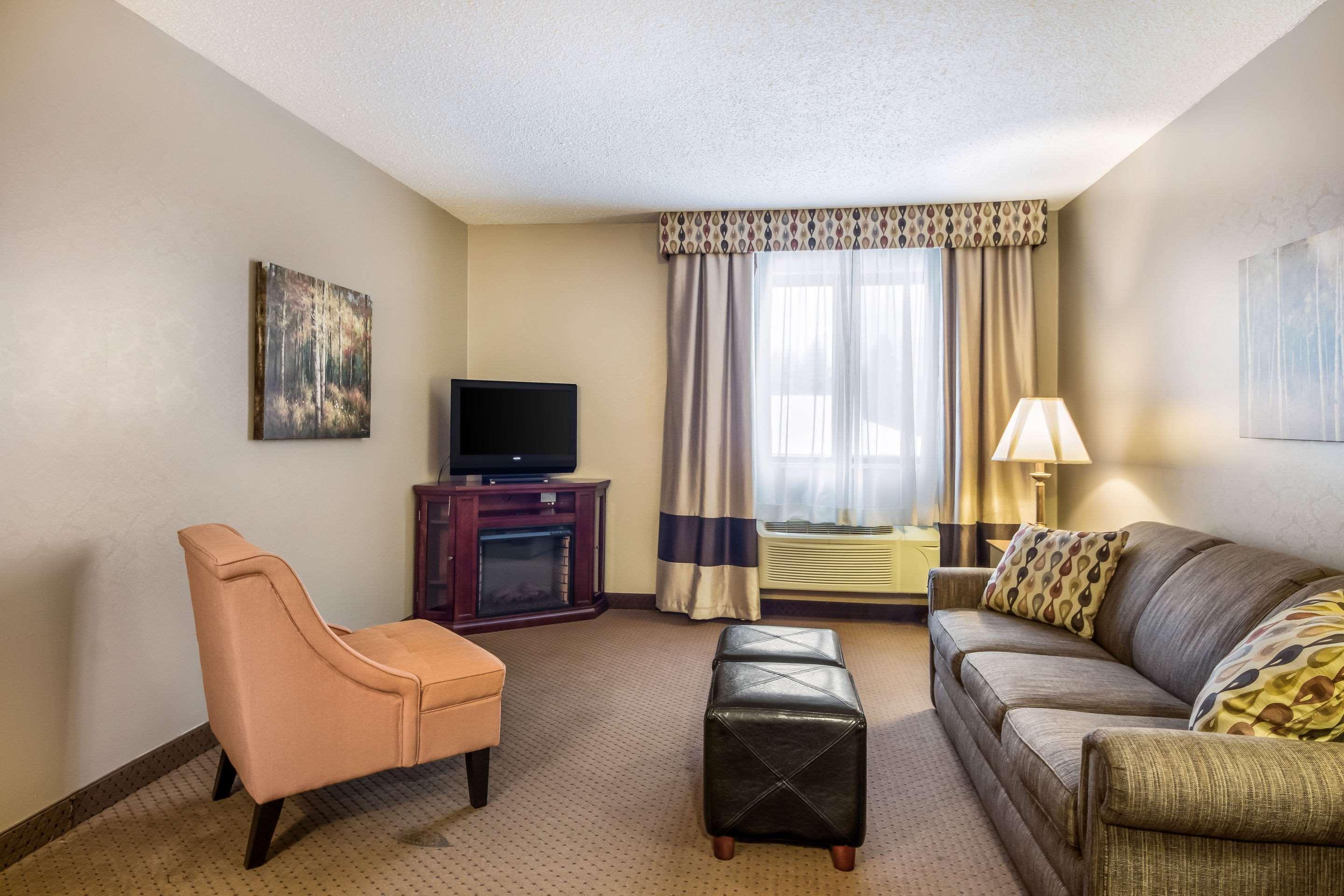 Quality Inn & Suites Newberry Kültér fotó